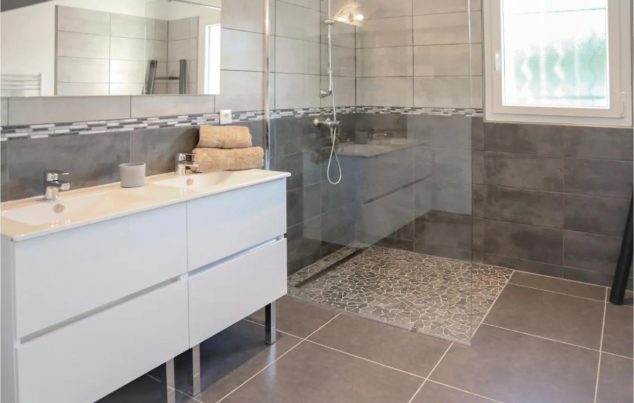 Holiday home Stunning Home In La Chap, Sous Aubenas Saint-Sernin